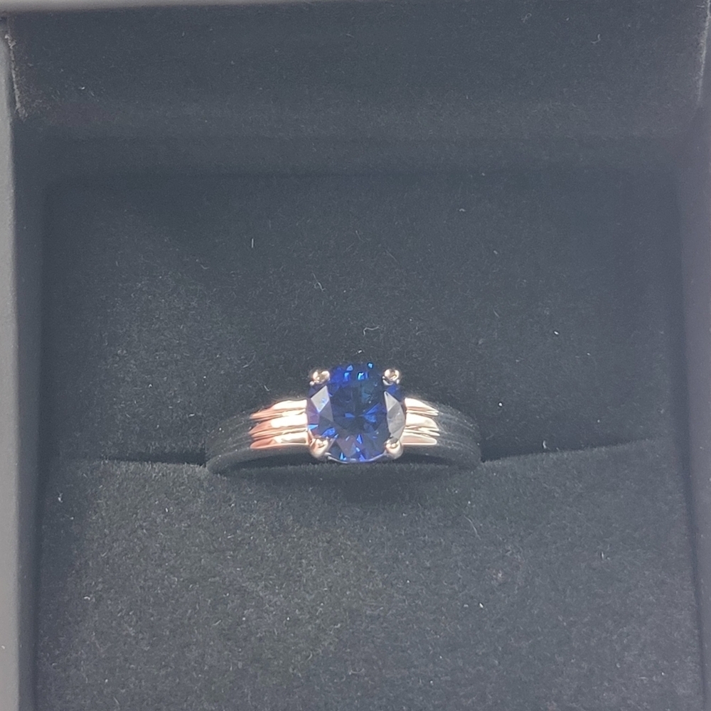 NWOT Kay Jewelers Lab Blue Sapphire Solitare Thick 925 Sterling Silver Band - Picture 4 of 6